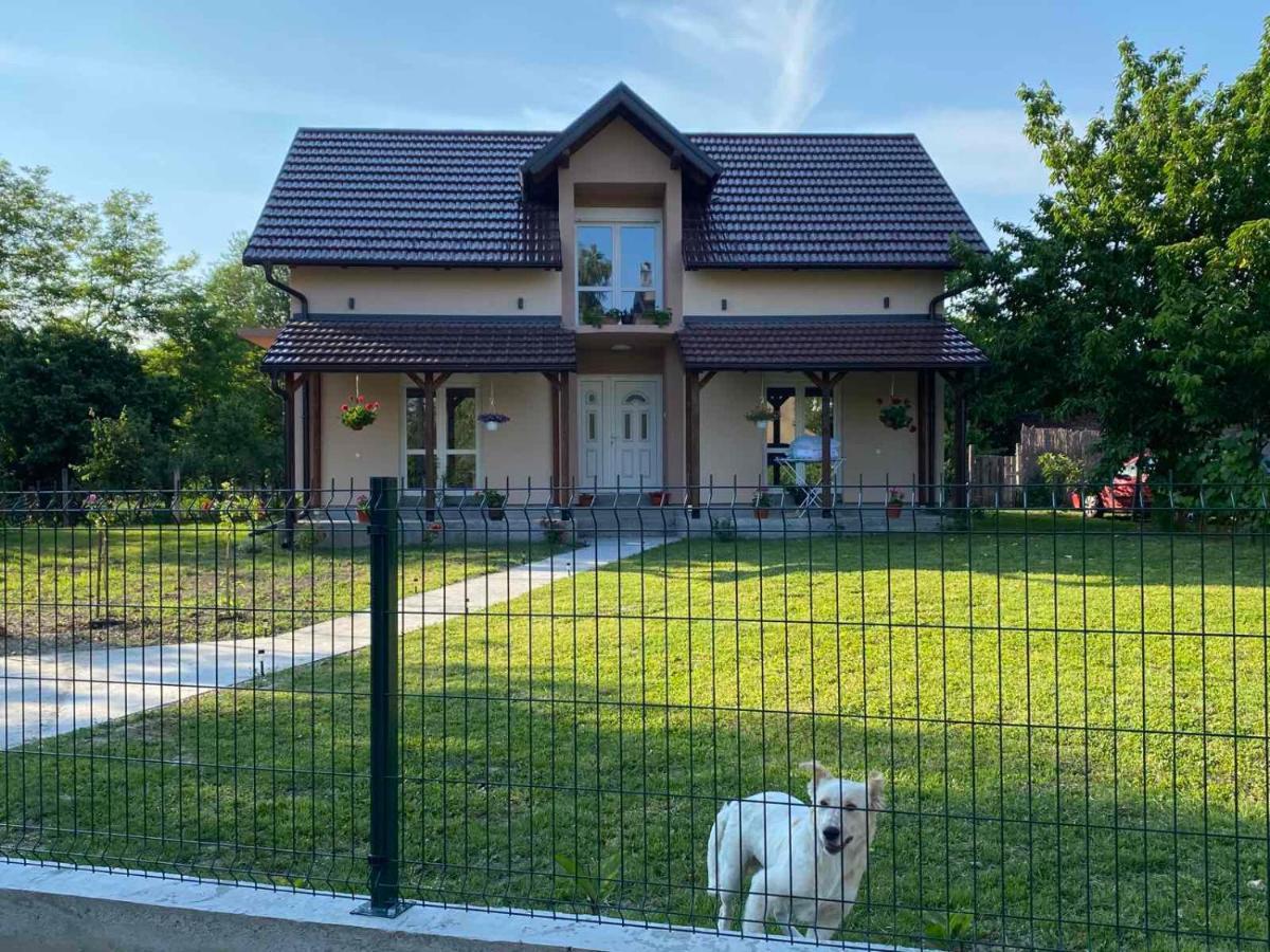 Apartamento Kod Cika Brke Vrdnik Exterior foto